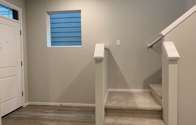 Gorgeous 4 Bed 2.5 Bath Home in Camas! Camas School District!