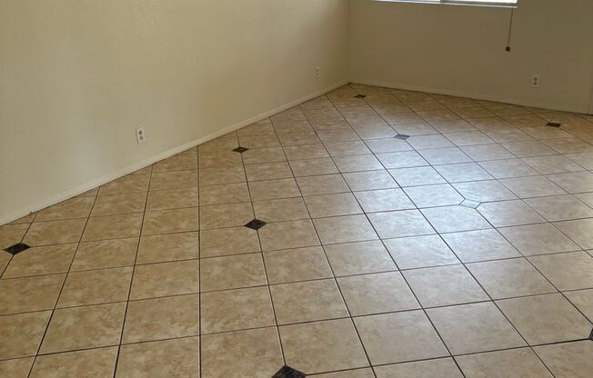 4 BEDROOM IN CHANDLER WITH POOL
