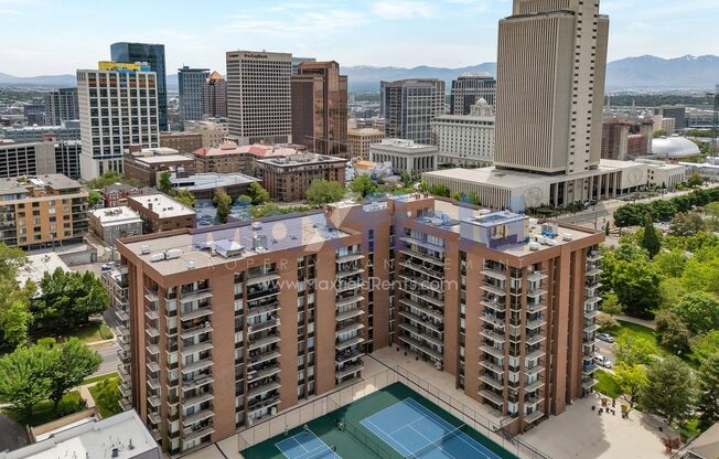 Salt Lake City - Near Downtown - 2BD - 2BTH - 1GAR