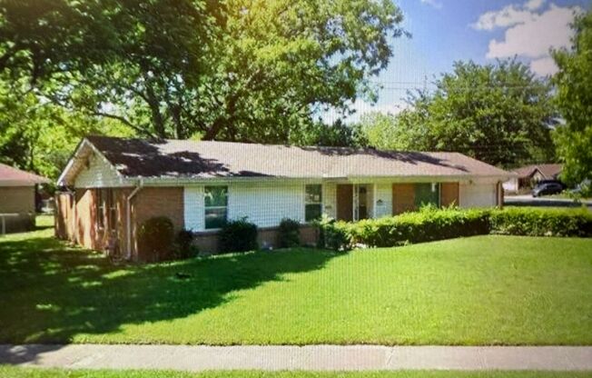 Full Brick 3 bedroom 2 bath 2 car garage Apply today www.txlec.com