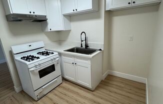 1 bed, 1 bath, 575 sqft, $1,995, Unit 3530-30 Emerald