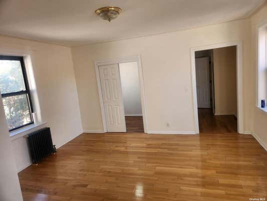 1 bed, 1 bath, $2,300, Unit C31