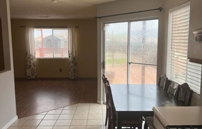 2 beds, 1 bath, $1,500