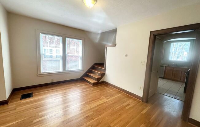 58 W Weber Rd