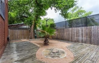 2804 Rio Grande - Unit-1 204