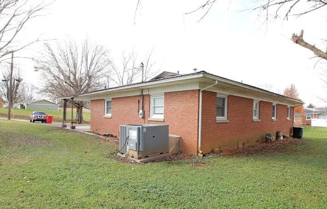 607 and 609 Owen Street