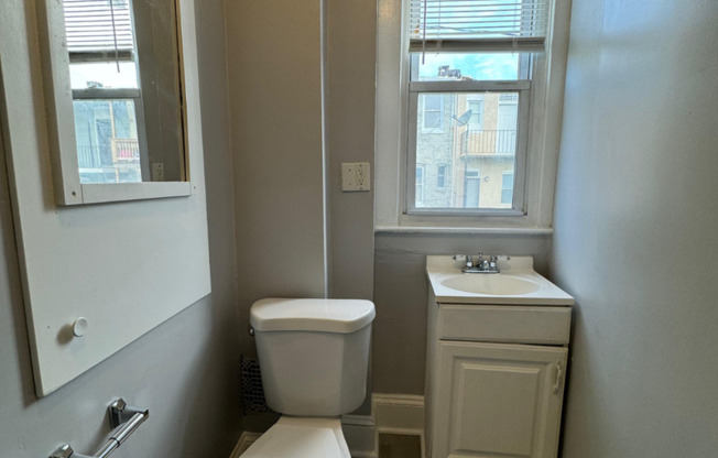 3 beds, 1 bath, $1,600