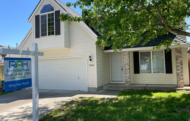 4-Bedroom Home in Bethany!