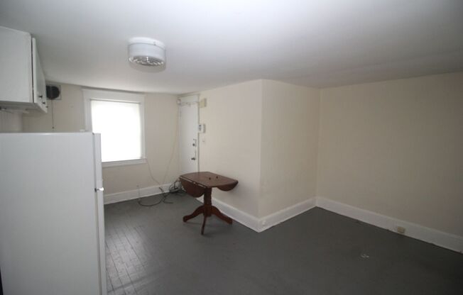 Studio, 1 bath, 17 sqft, $650, Unit #3