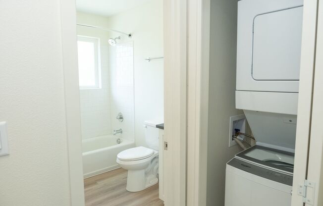 1 bed, 1 bath, 612 sqft, $1,725, Unit 66-16