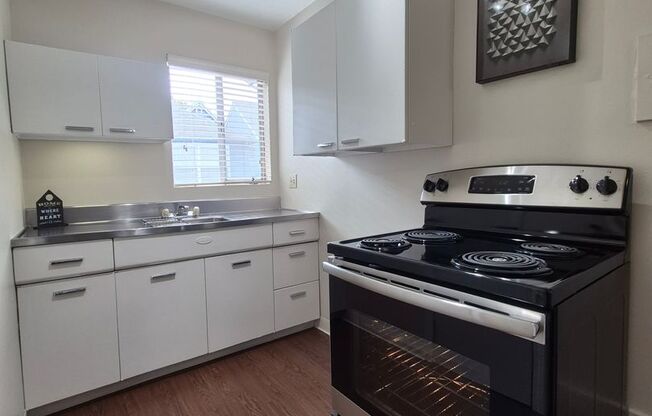 Studio, 1 bath, $1,295, Unit 209