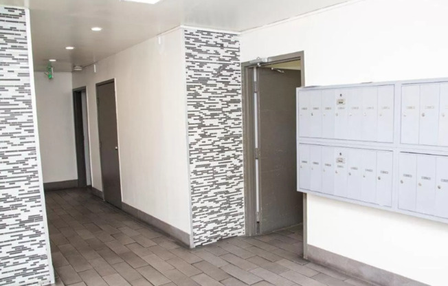 HAR - Harvard Apartments