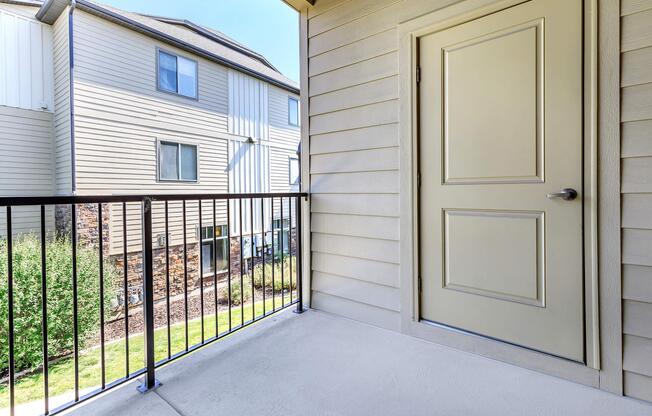 1 bed, 1 bath, 747 sqft, $1,278