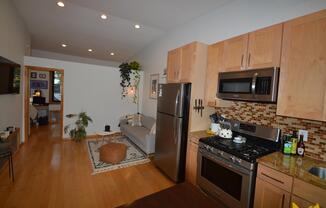 1 bed, 1 bath, 550 sqft, $3,800, Unit 2