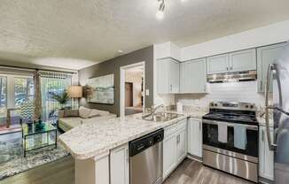 2200 Big Creek Apartments