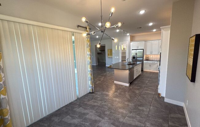 5 bedroom 3.5 bath in Goodyear