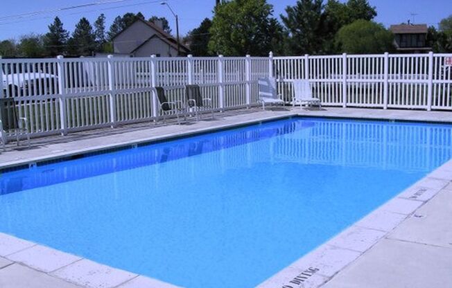 2 beds, 1.5 baths, 1,100 sqft, $1,299, Unit 4064 12