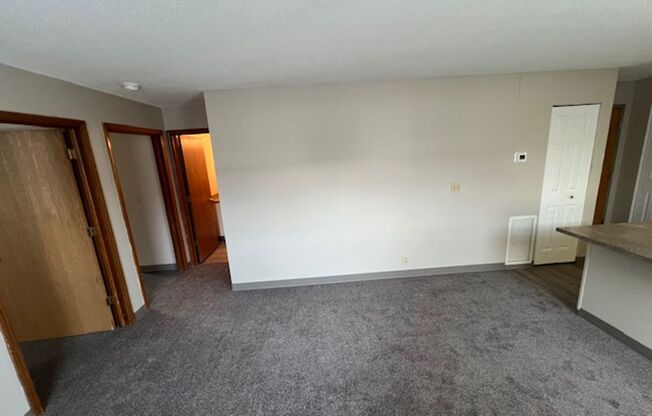 2 beds, 1 bath, 800 sqft, $975, Unit 508