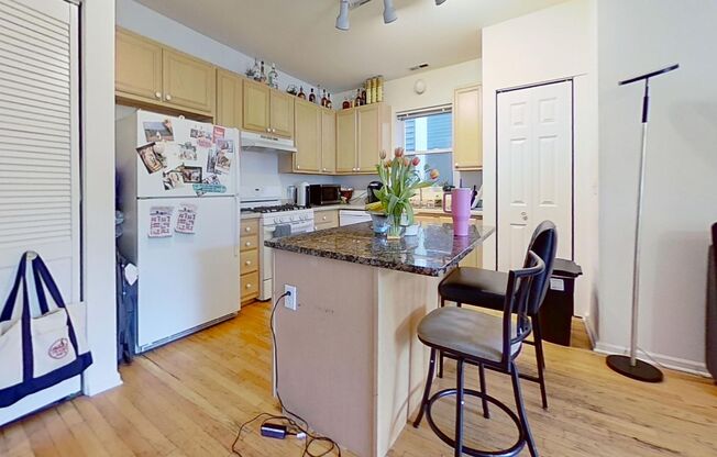2543 Southport