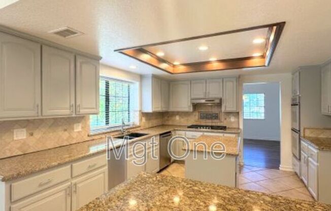 1294 BAYLOR PL