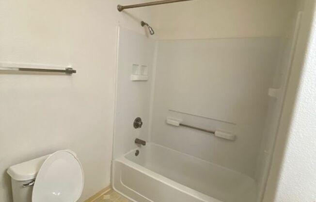 2 beds, 2 baths, $2,300