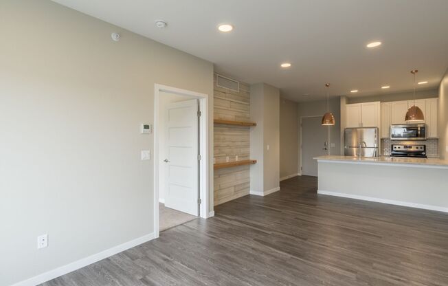 1 bed, 1 bath, 668 sqft, $1,175, Unit 213