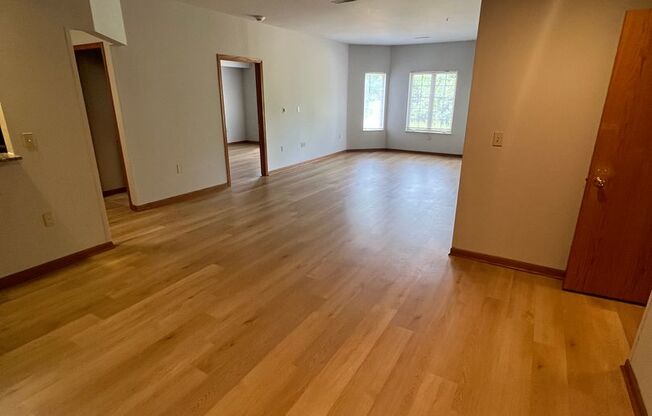 2 beds, 2 baths, 1,227 sqft, $1,775, Unit 5017