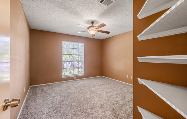 3 Bedroom, 2 Bath Home in North Austin, Scofield Farms