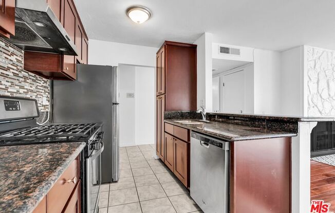 1 bed, 1 bath, 715 sqft, $2,095, Unit 507