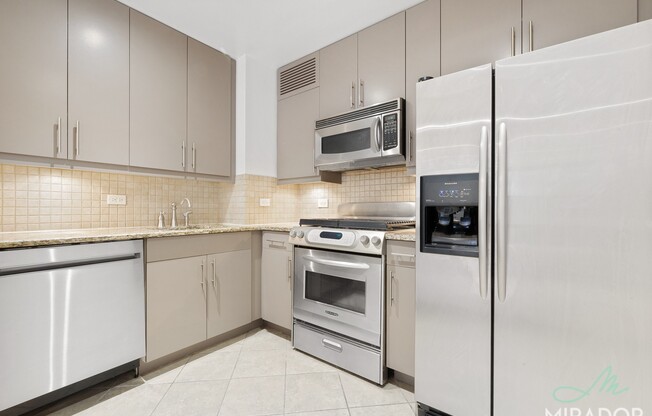 1 bed, 1 bath, $6,200, Unit 9G