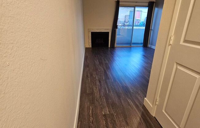 1250 N. June St. Los Angeles CA 90038