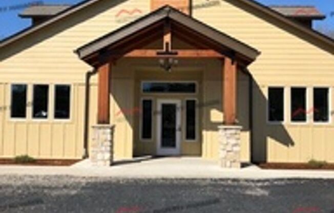 2 beds, 2.5 baths, $1,495, Unit #8