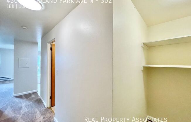 4300 Woodland Park Ave N