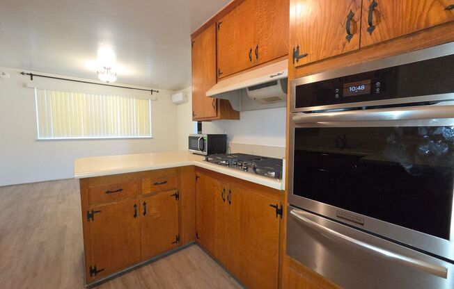 Retro Meets Modern 3 br 2 ba
