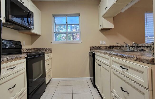 2 beds, 2 baths, $1,450