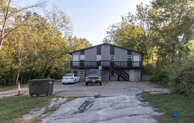 Charming One-Bedroom Apartment: Your Urban Oasis Awaits!