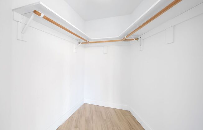 2 beds, 2 baths, 1,250 sqft, $3,800, Unit 712