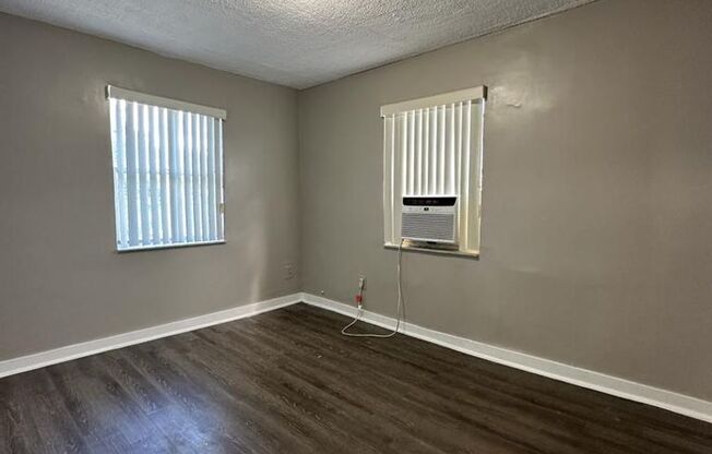 1 bed, 1 bath, 630 sqft, $1,450, Unit 5300-11
