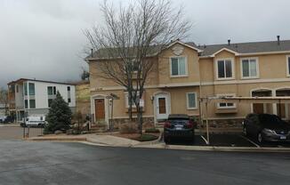 1415 MADISON RDG HTS