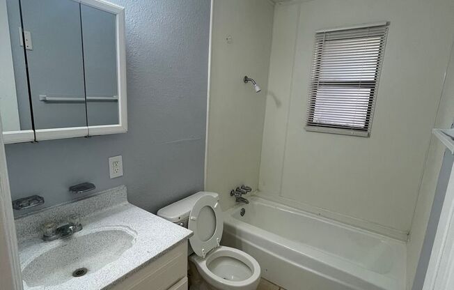 1 bed, 1 bath, 500 sqft, $675, Unit 54