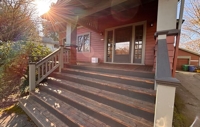 Spectacular, Fully-Furnished 1910 4 Bed/3.5 Bath Irvington Craftsman Avail for 1 Year!