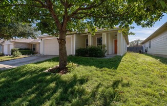 Updated 4/BR 2/BA Home Minutes from Downtown!