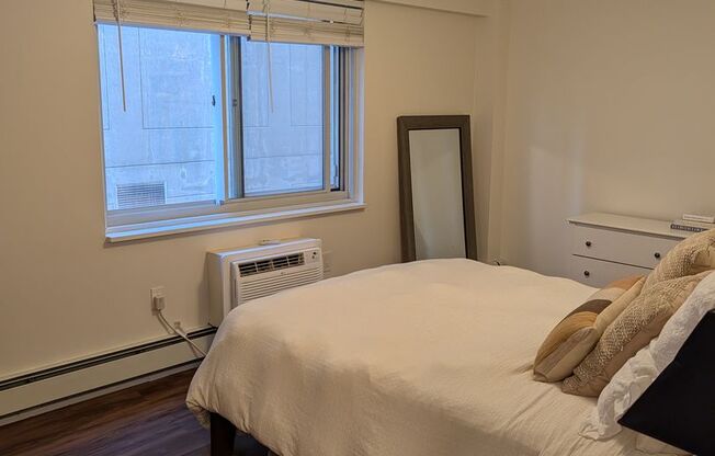 1 bed, 1 bath, 606 sqft, $2,950, Unit 701