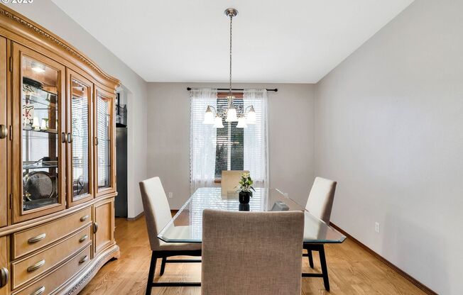 Spacious 3-Bedroom Home with Vaulted Ceilings & Expansive Backyard
