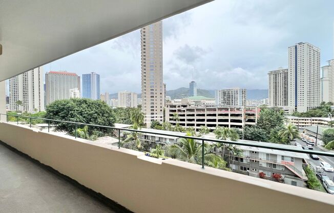 1 bed, 1 bath, $2,300