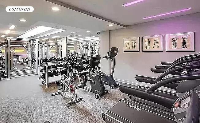 1 bed, 1 bath, 821 sqft, $5,800, Unit 24A