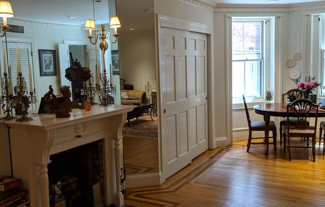 16 Commonwealth Avenue