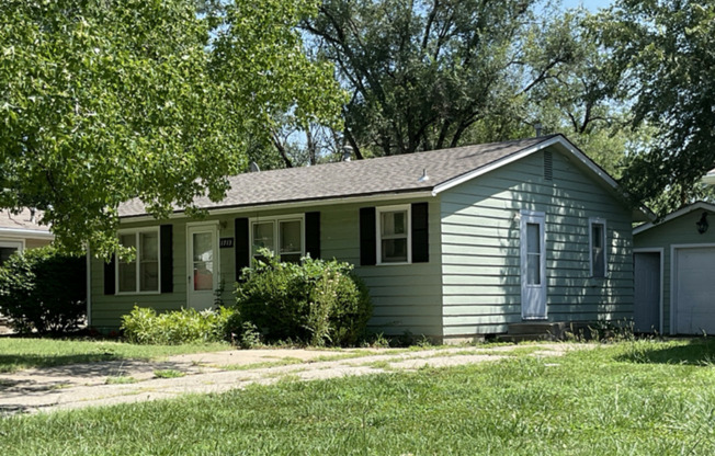1713 SE Sage St. - Coming Soon!