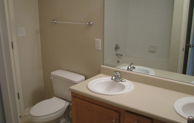 260 Riverbend Dr Apt #4-B