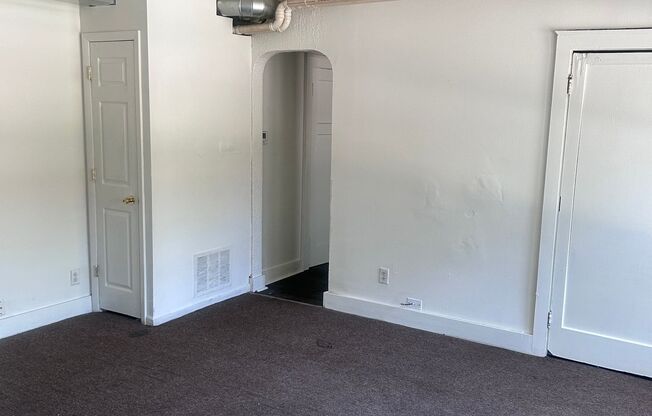 Affordable 1-Bedroom Apartment with Appliances Included – $685/Month